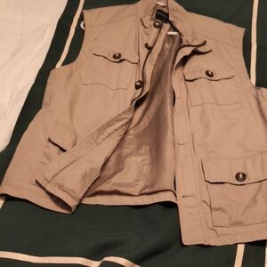 Banana Republic Men's Beige Outdoor Vest